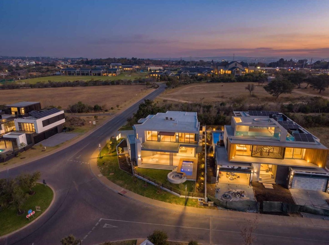 House in Halfway House Estate, Gauteng, South Africa 1 - 18508915