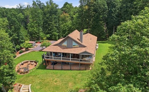 House in Monterey, Tennessee, United States 1