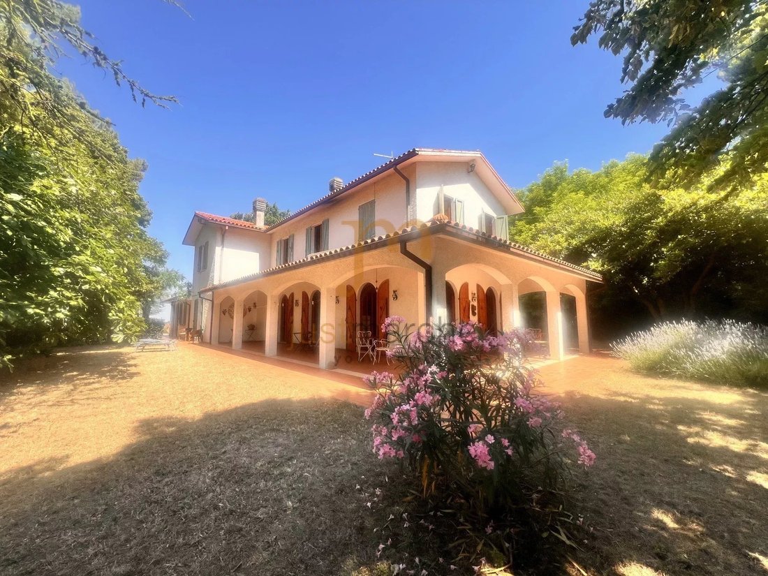 Villa in Gradara, Marche, Italy 4 - 18509697