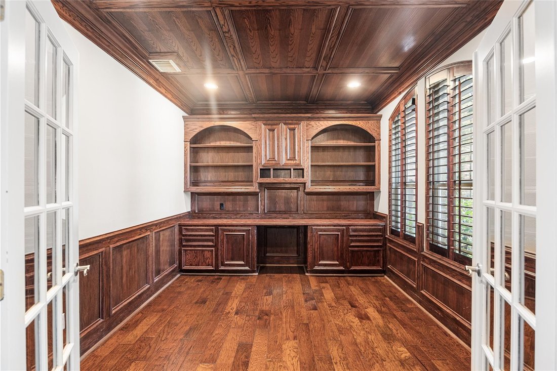 House in Tomball, Texas, United States 5 - 18486298