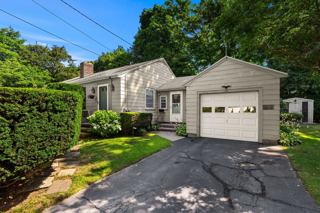 House in Lowell, Massachusetts, United States 2 - 18510610