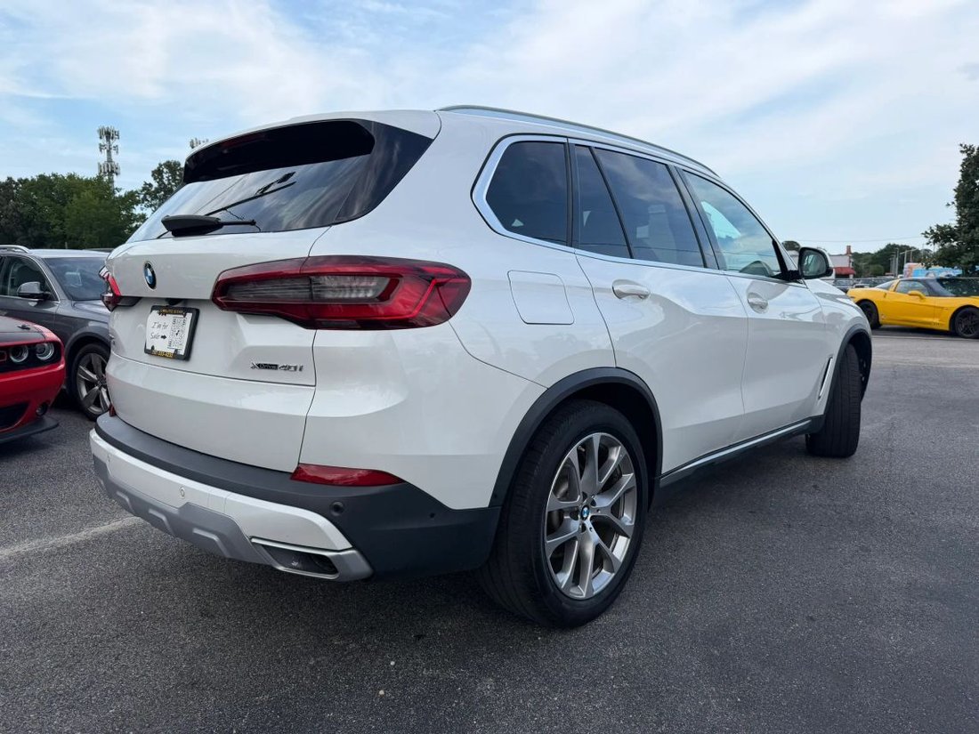 Suv in Virginia Beach, VA, United States 3 - 18516449