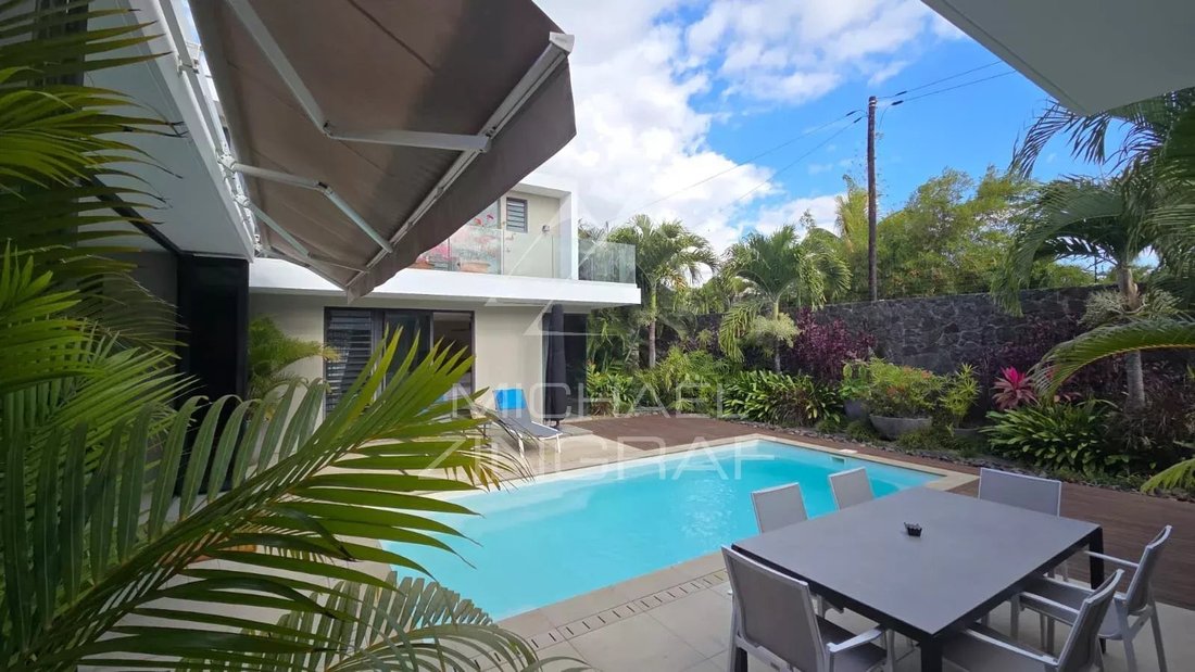Villa in Grand Baie, Rivière du Rempart District, Mauritius 2 - 18509651