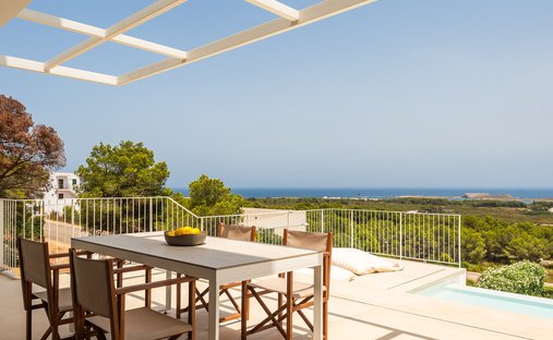 House in es Mercadal, Balearic Islands, Spain 1