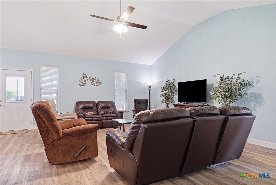 House in Victoria, Texas, United States 3 - 18485178
