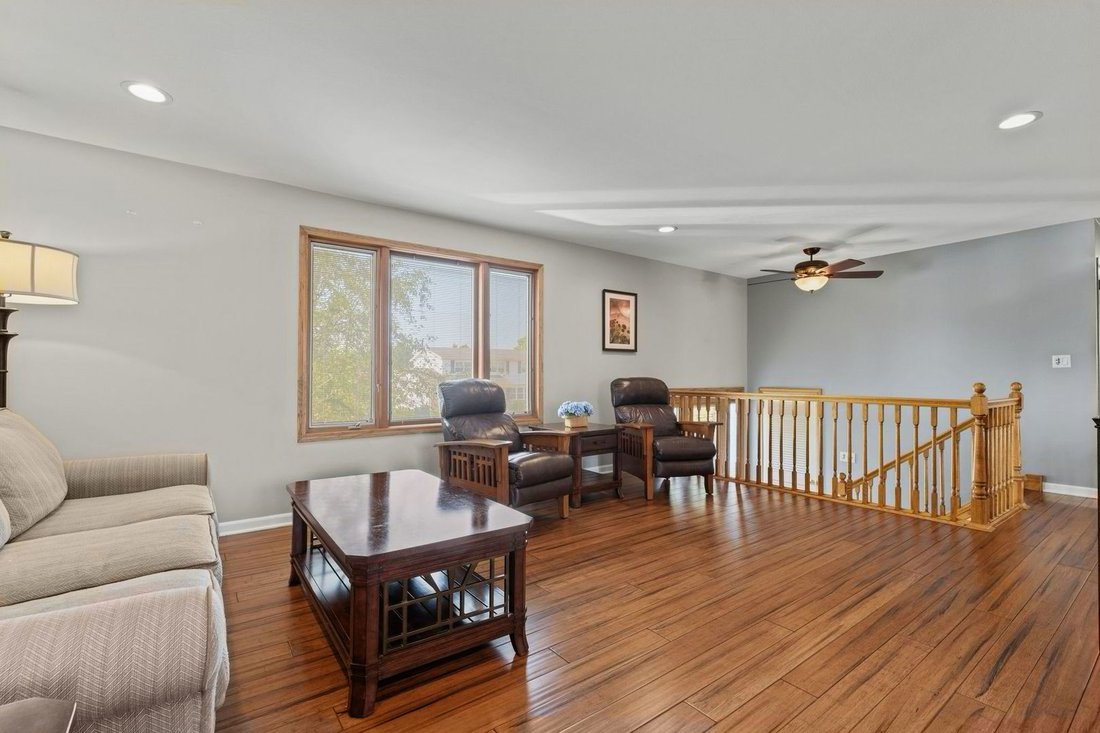 House in Mount Prospect, Illinois, United States 4 - 18508550