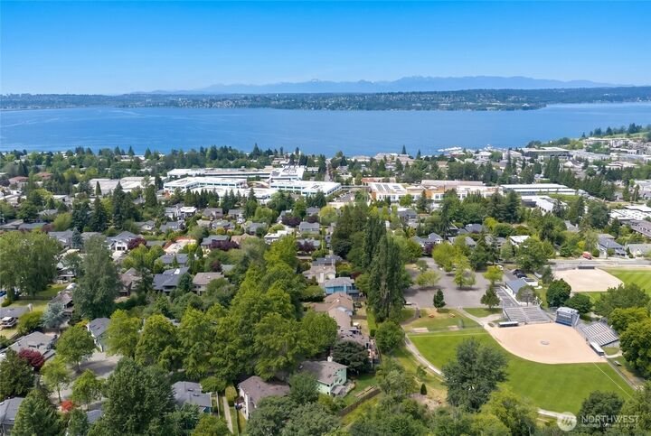 House in Kirkland, Washington, United States 4 - 18514811
