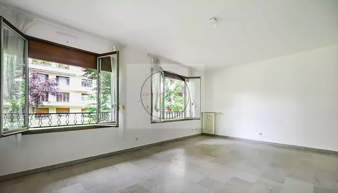 Apartment in Nogent-sur-Marne, Ile-de-France, France 3 - 18509834