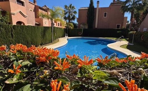 Stadthaus in Estepona, Andalusien, Spanien 1
