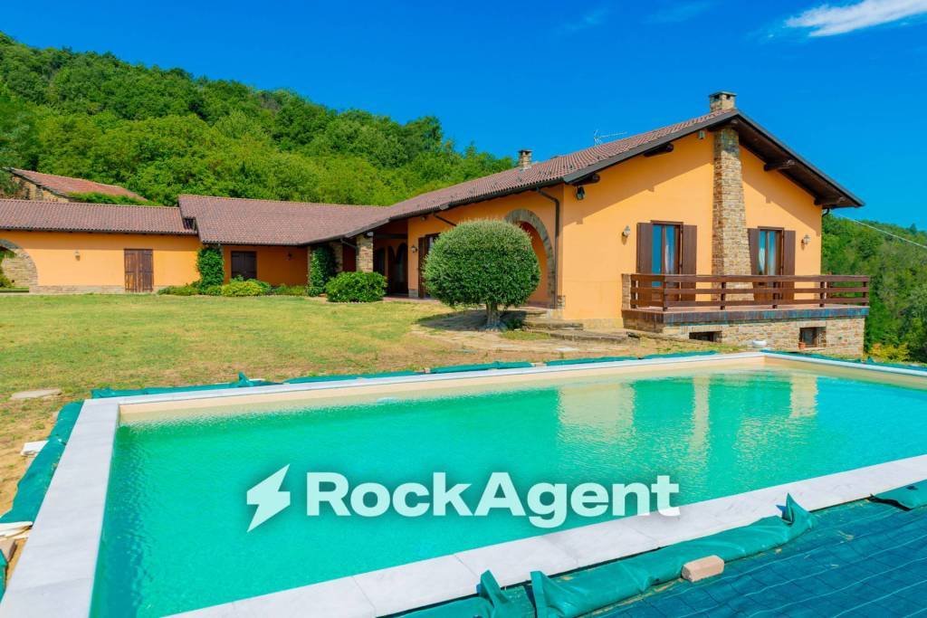 Villa in Denice, Piedmont, Italy 2 - 18516255