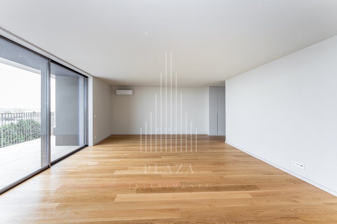 Apartment in Santa Marinha e Sao Pedro da Afurada, Porto District, Portugal 5 - 18510236