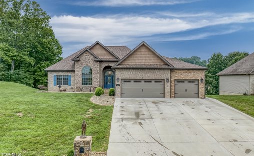House in Piney Flats, Tennessee, United States 1