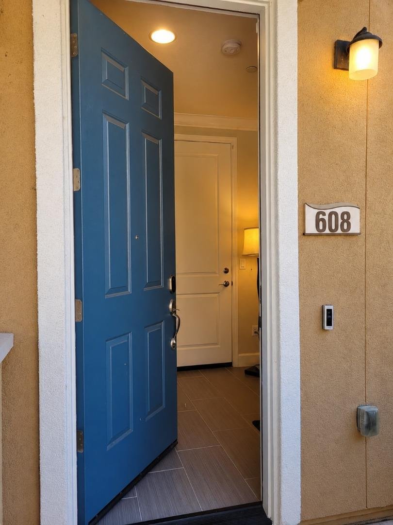 Condo in Redwood City, California, United States 4 - 18515235