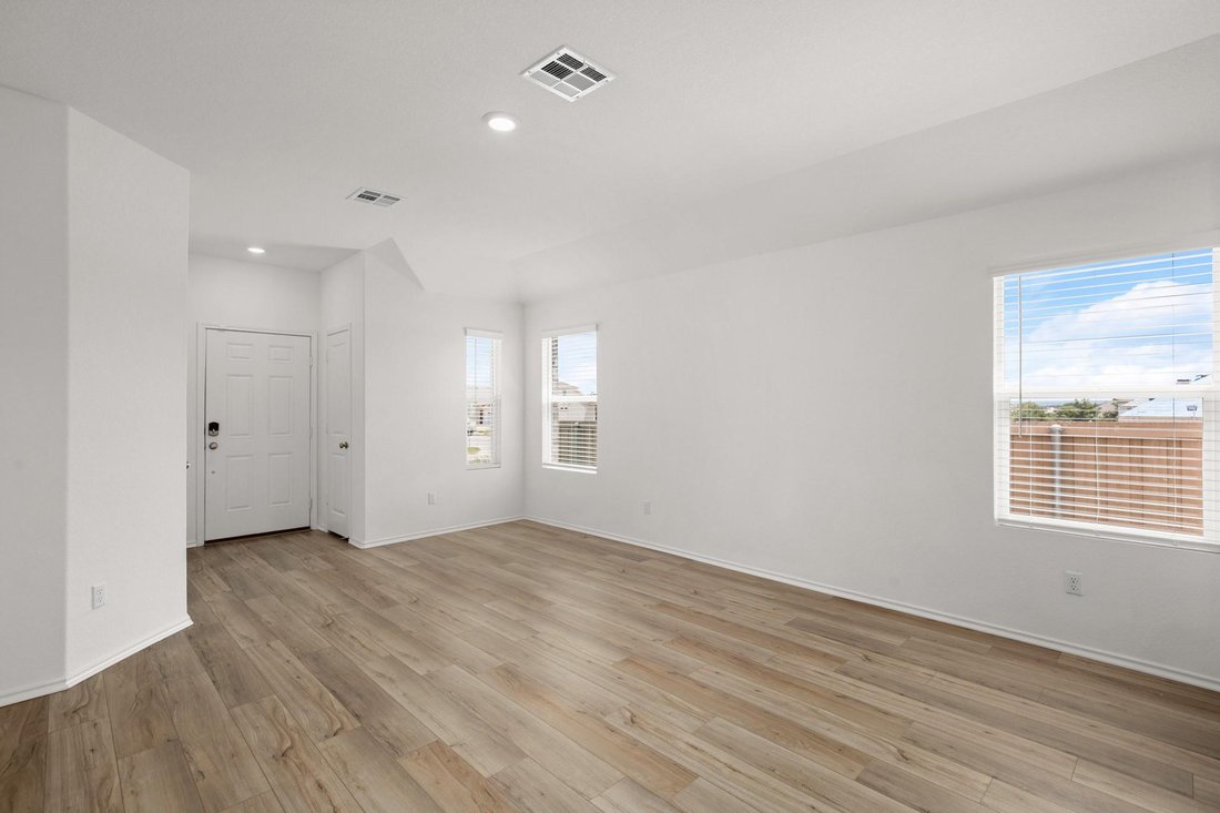 House in Bastrop, Texas, United States 3 - 18513458