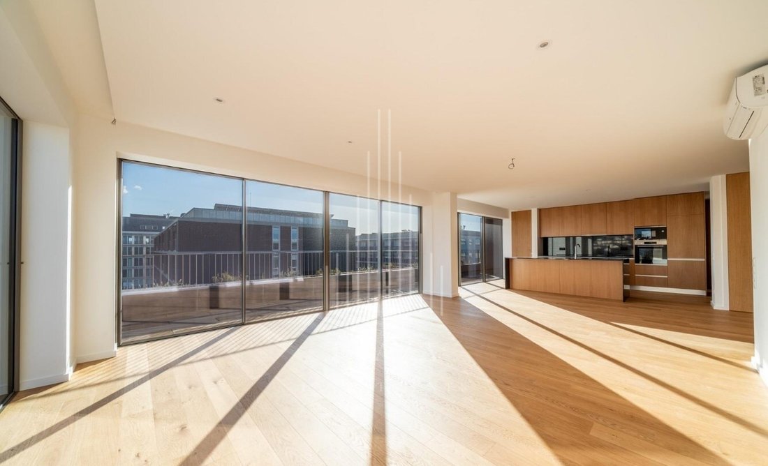 Apartment in Matosinhos e Leca da Palmeira, Porto District, Portugal 1 - 18510198