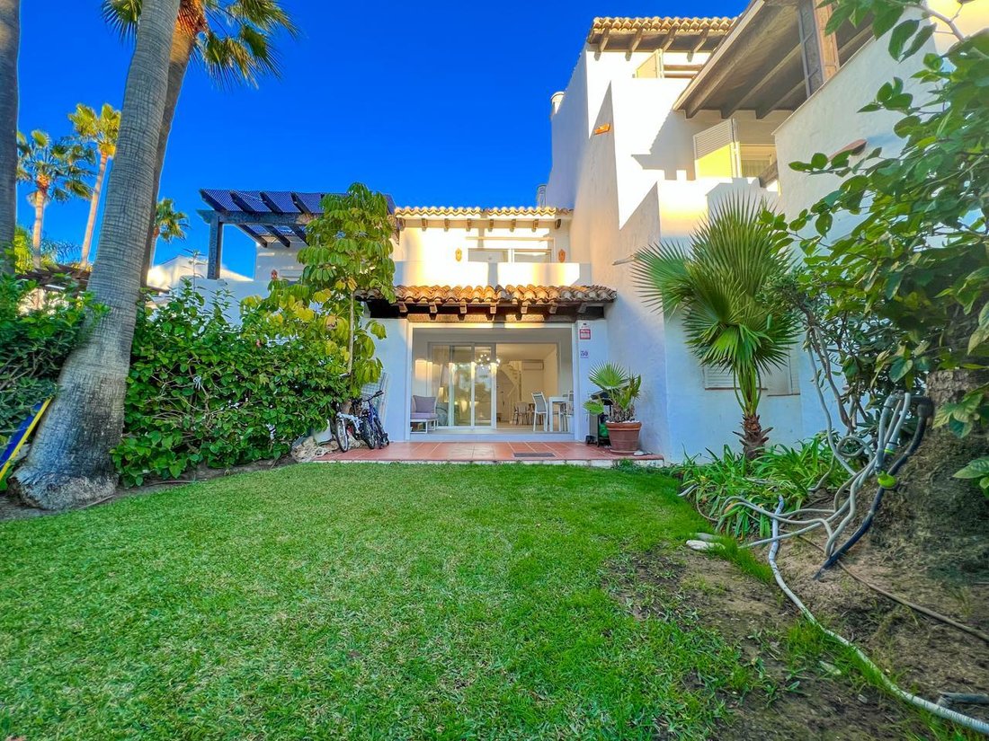 Townhouse in Estepona, Andalusia, Spain 1 - 18513505