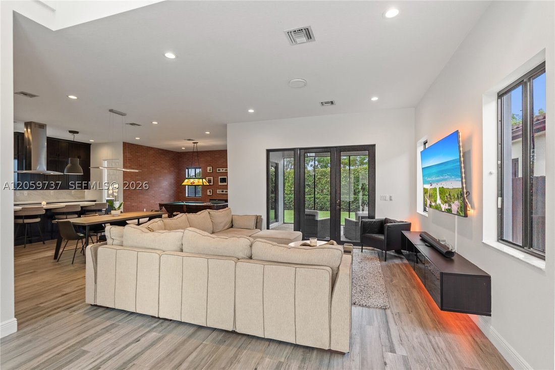 House in Miami, Florida, United States 5 - 18517556