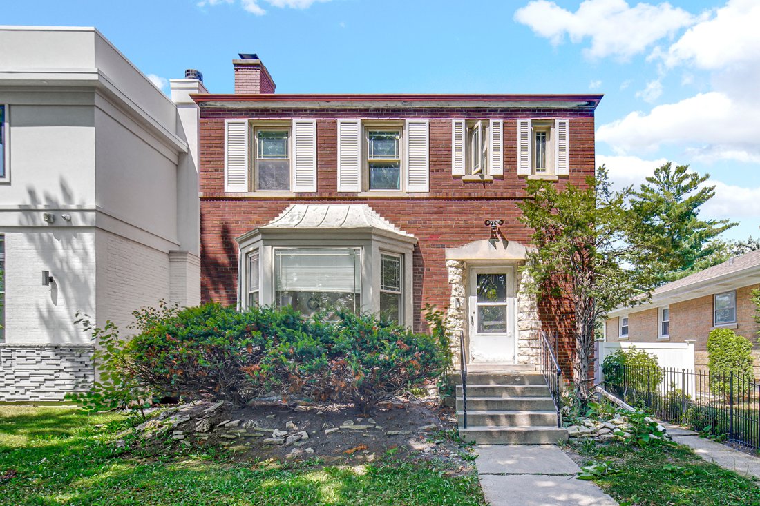 House in Skokie, Illinois, United States 2 - 18518631