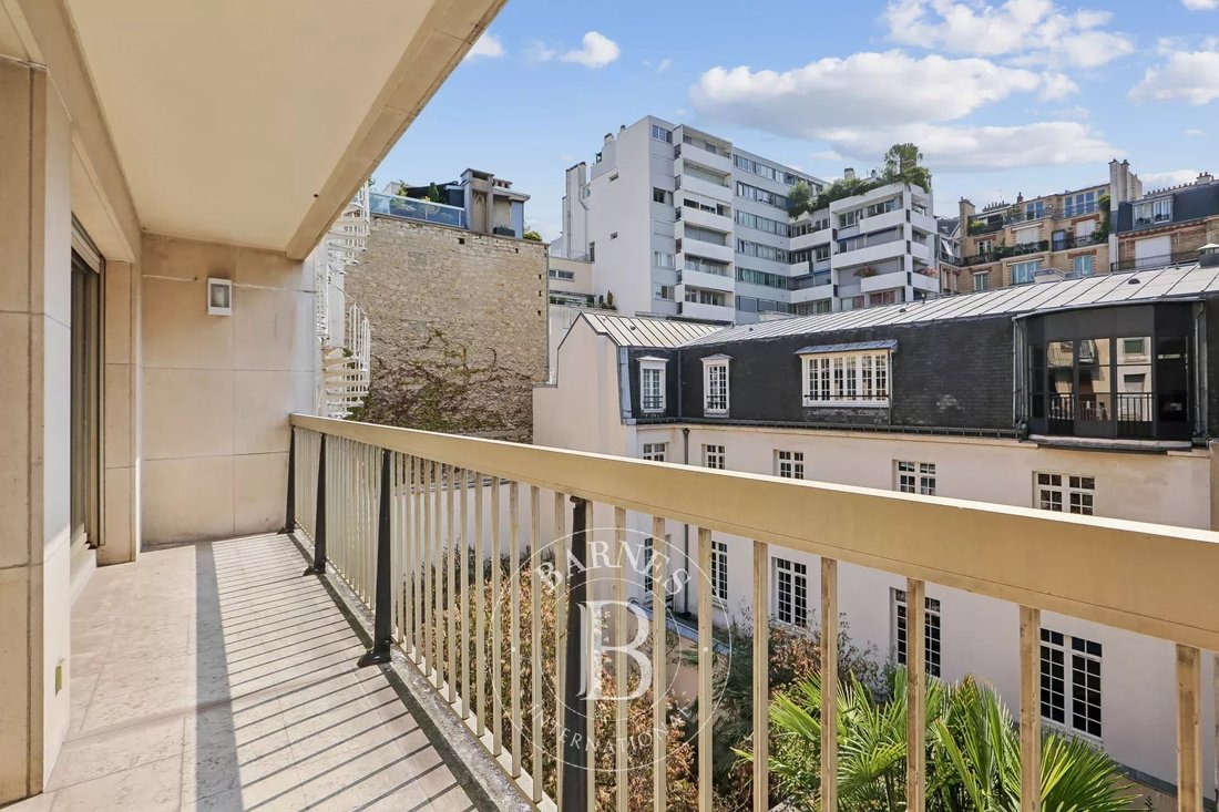 Apartment in Porte Dauphine, Paris 16e Arrondissement, Paris 2 - 18517747
