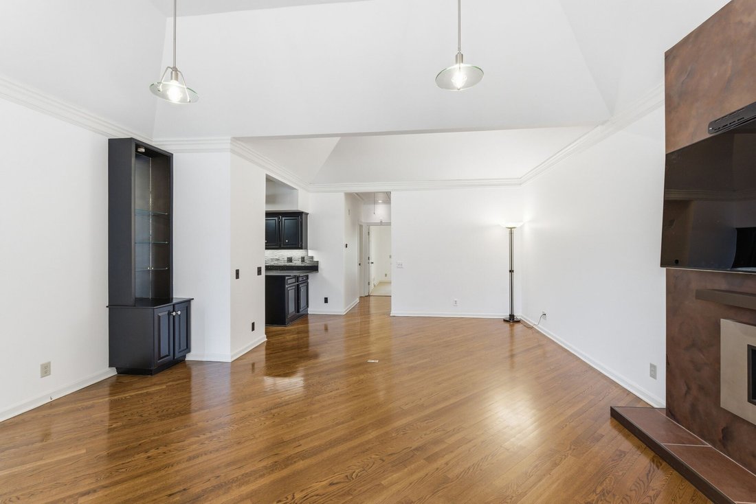 Townhouse in Forest Hills, Tennessee, United States 5 - 18508580