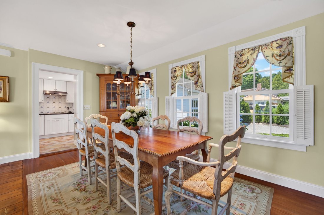 House in Groton, Connecticut, United States 4 - 18509482