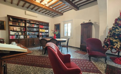 Estate in San Miniato, Tuscany, Italy 1
