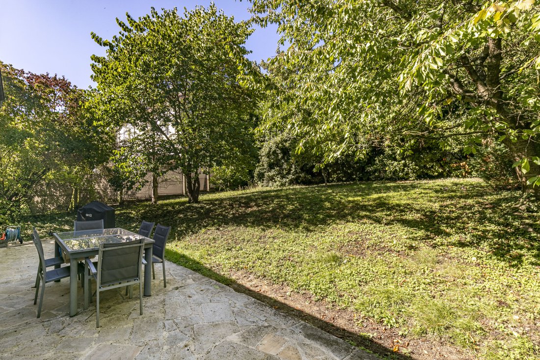 House in Forêt, Saint-Germain-en-Laye, France 4 - 18509148