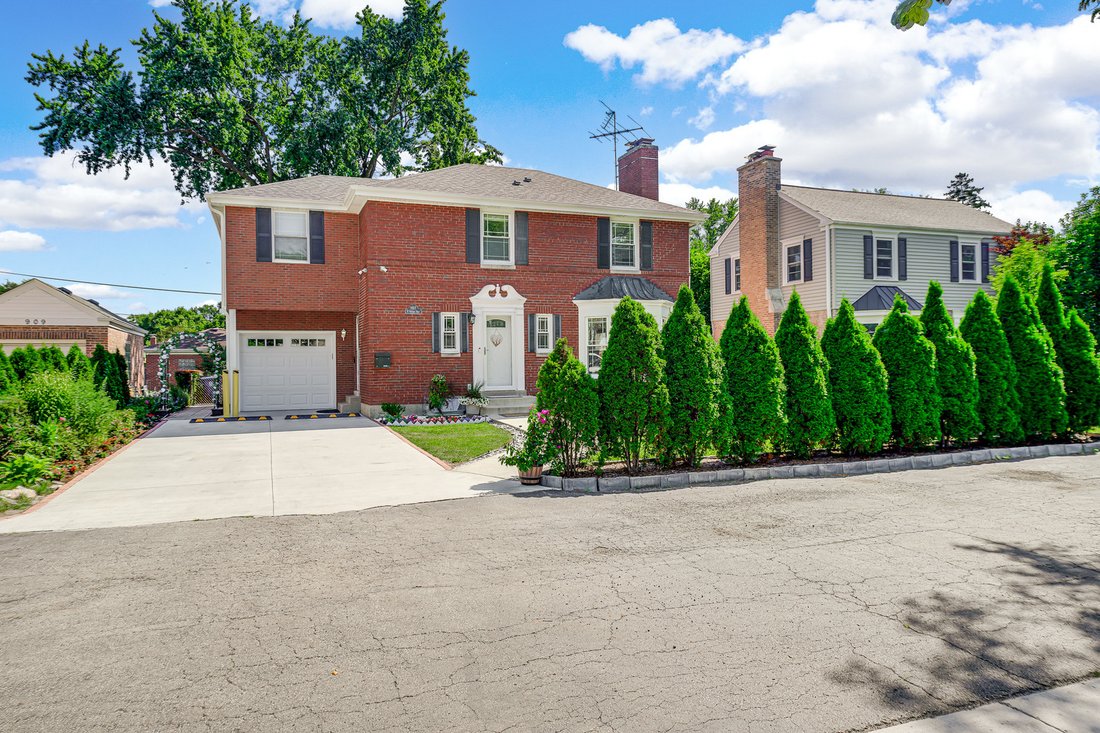 House in Mount Prospect, Illinois, United States 3 - 18512037