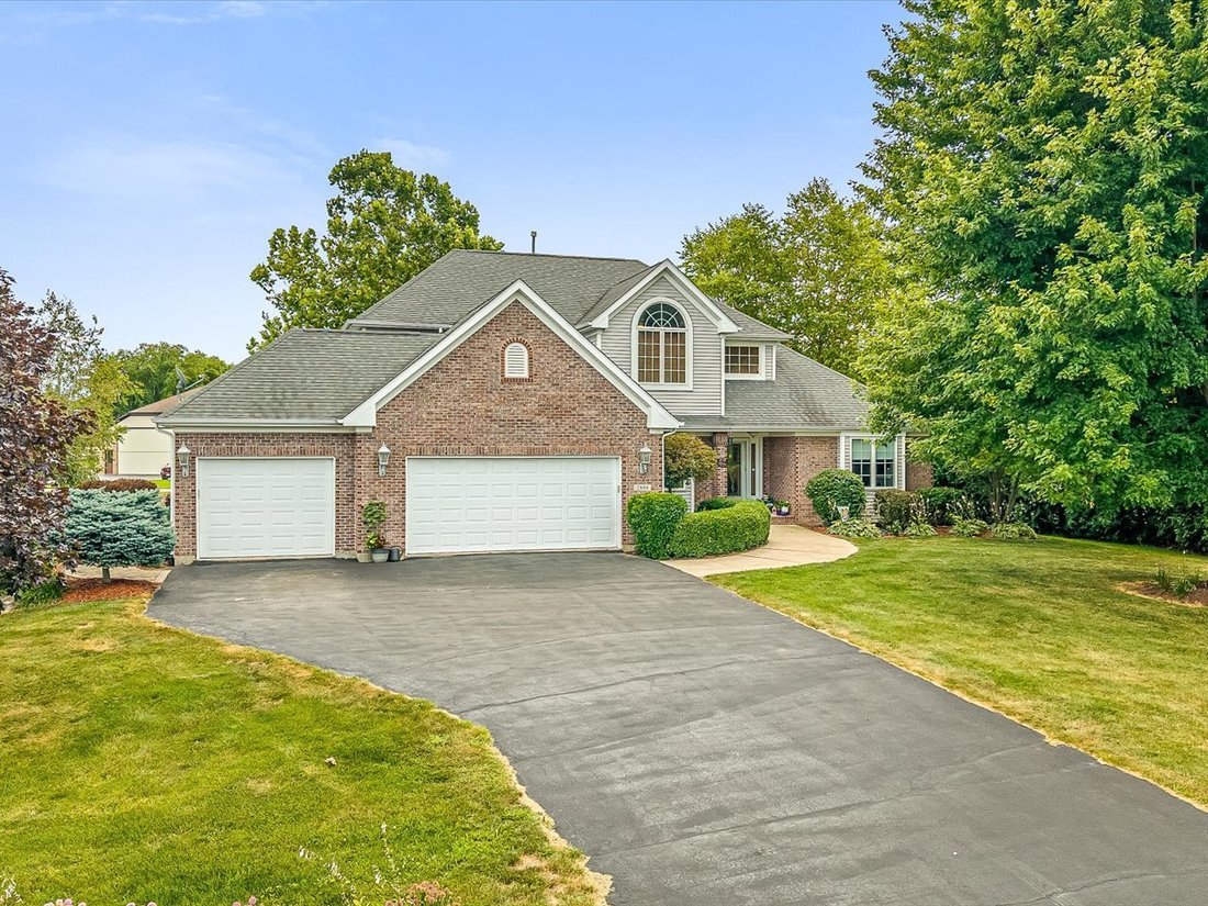 House in Poplar Grove, Illinois, United States 4 - 18512120