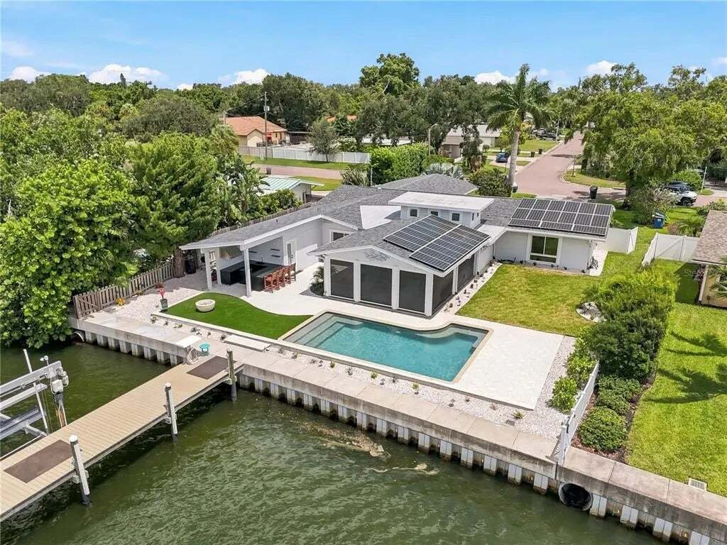 House in St. Petersburg, Florida, United States 1 - 18514475
