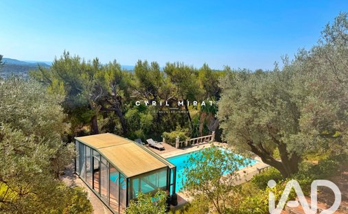 House in Le Faron-Fort-Rouge, Toulon, France 1