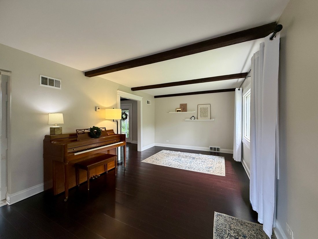 House in Willow Springs, Illinois, United States 3 - 18499481