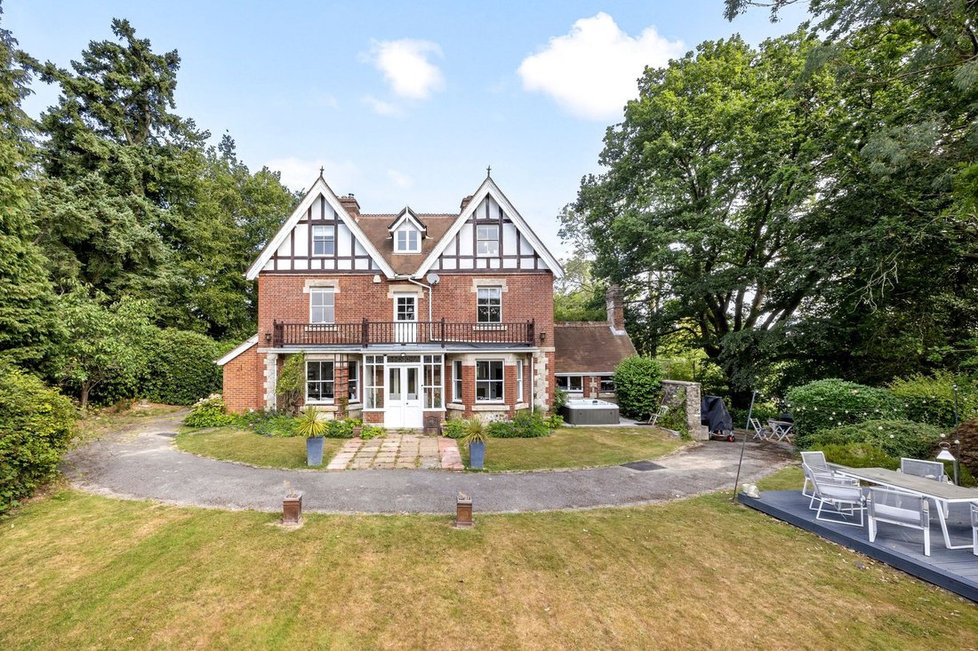 House in Crowborough, England 1 - 18517676