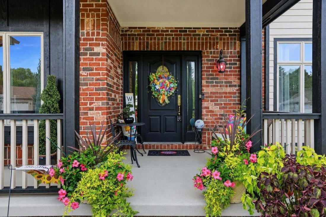 House in Crown Point, Indiana, United States 3 - 18512067
