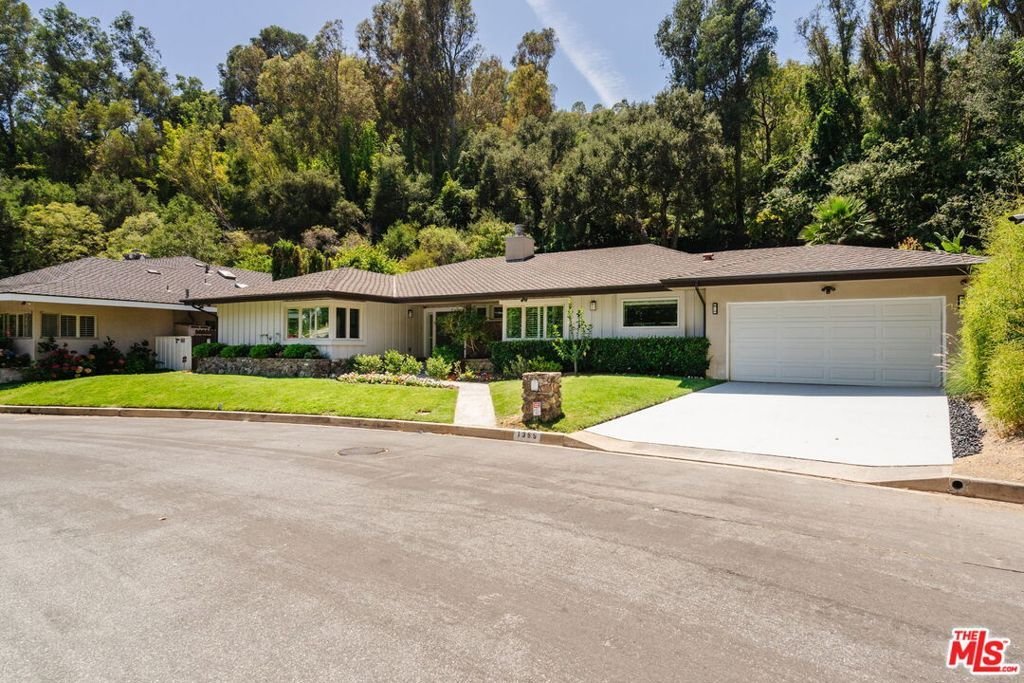 House in Los Angeles, California, United States 1 - 18511093