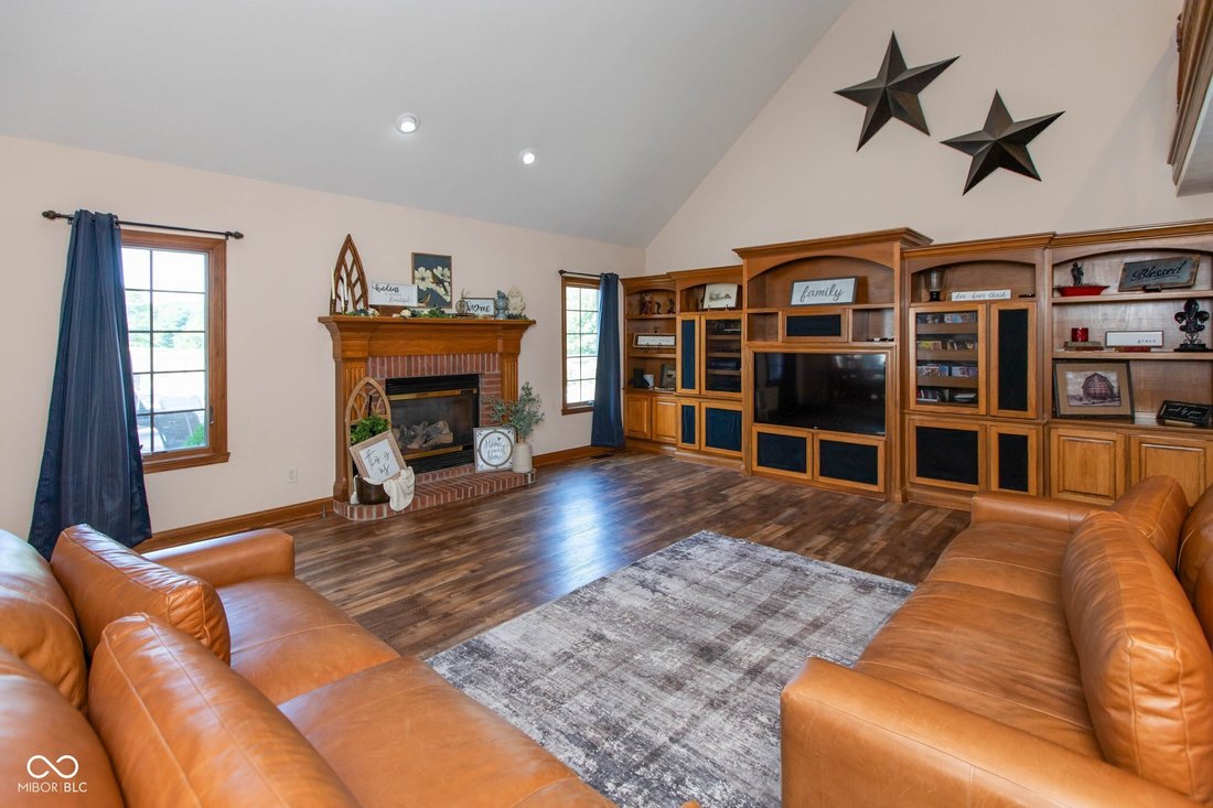 House in Bargersville, Indiana, United States 3 - 18512906