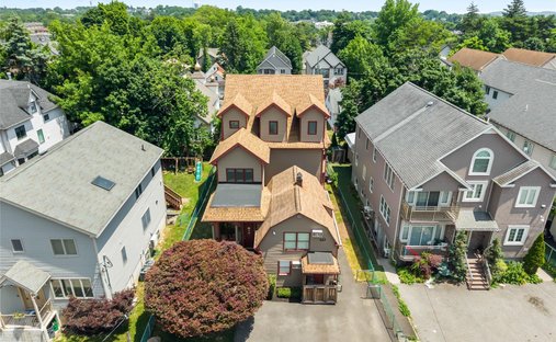Casa a Spring Valley, New York, Stati Uniti 1