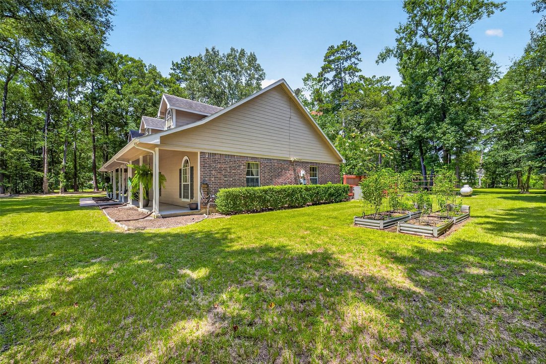 House in New Caney, Texas, United States 3 - 18512523