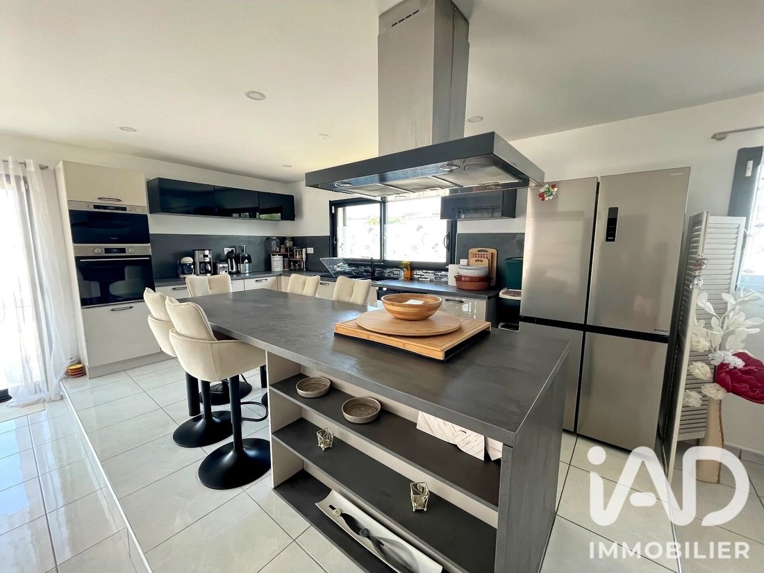 House in Zone Rurale Nord, Bagnols-sur-Ceze, France 4 - 18518259