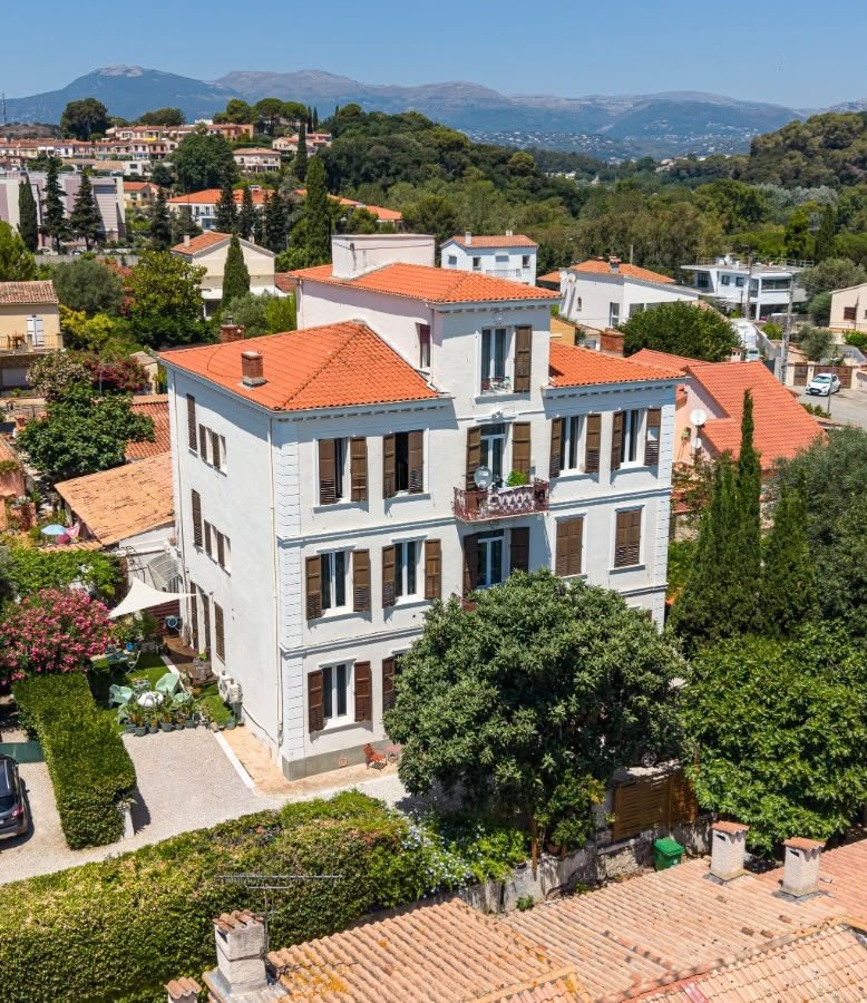 Estate in Village, Villeneuve-Loubet, France 1 - 18513621