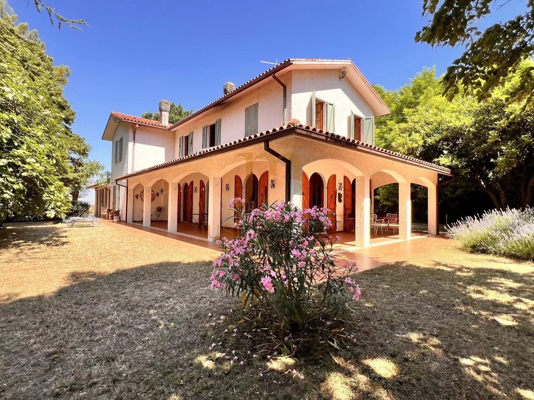 Villa in Gradara, Marche, Italy 1 - 18509697