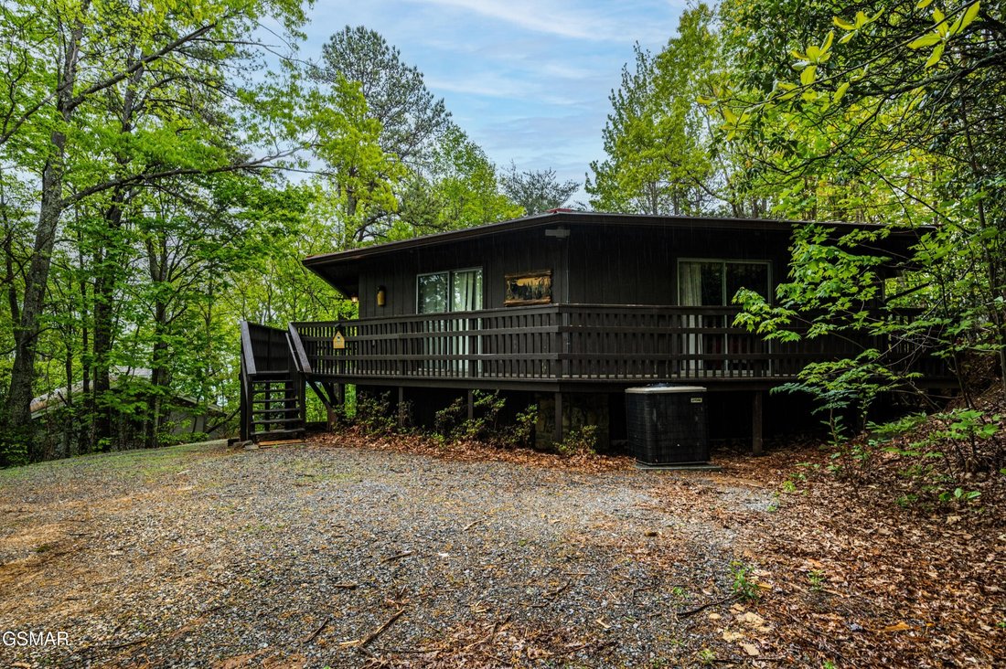 House in Gatlinburg, Tennessee, United States 3 - 18508566