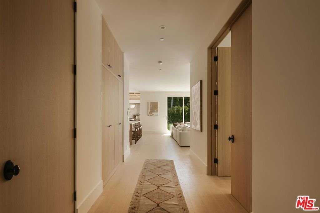 House in Los Angeles, California, United States 3 - 18508147