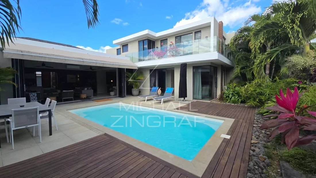 Villa in Grand Baie, Rivière du Rempart District, Mauritius 1 - 18509651