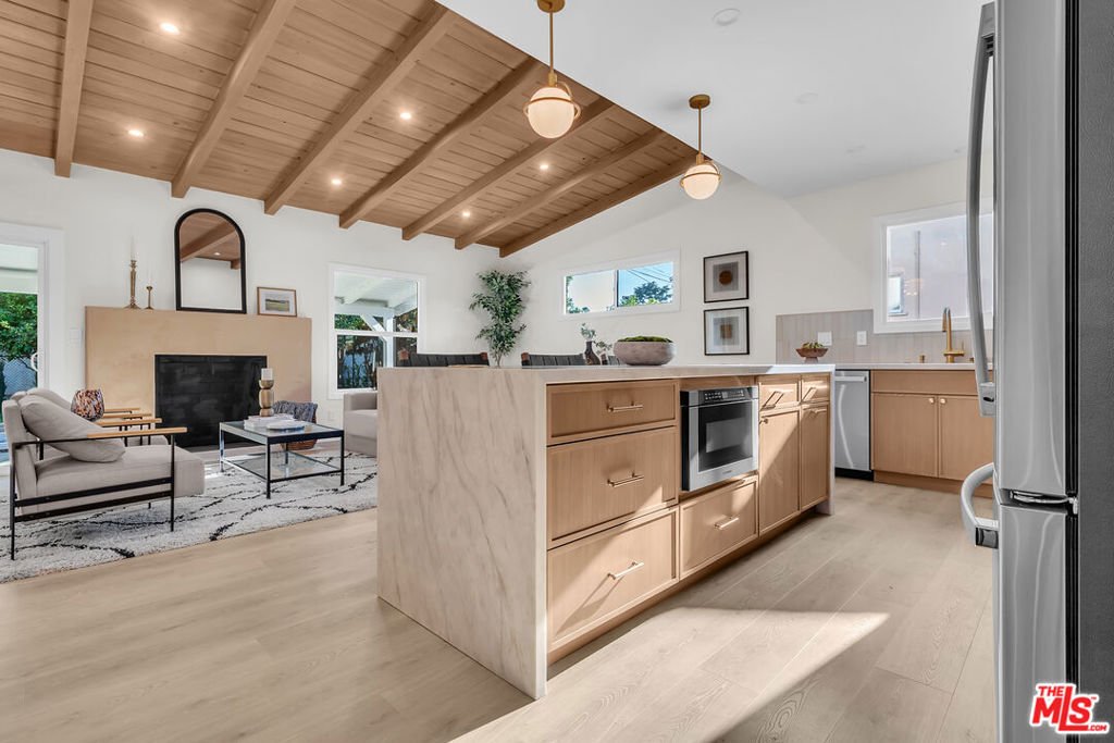 House in Los Angeles, California, United States 4 - 18511083