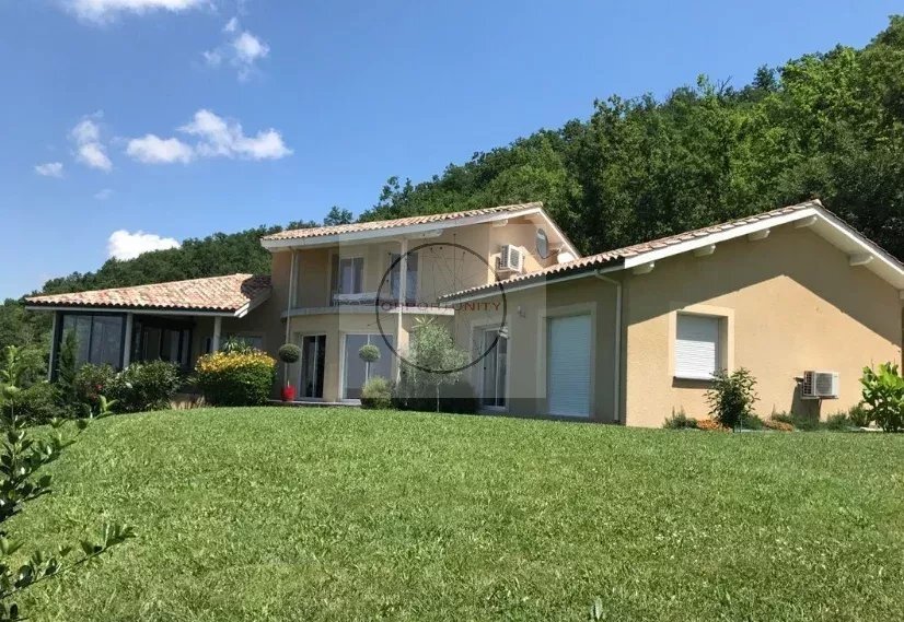 House in France 2 - 18509853