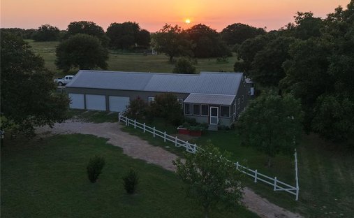 Farm Ranch in Comanche, Texas, United States 1