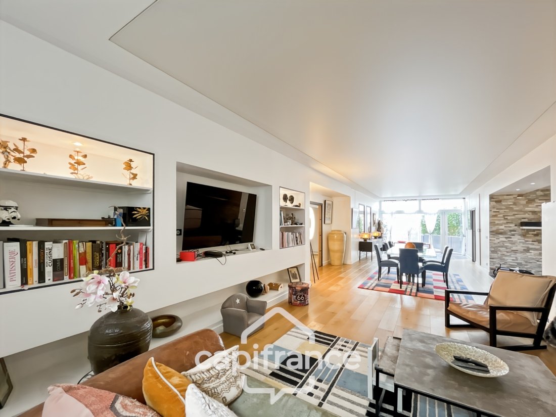 Apartment in Nogent-sur-Marne, Ile-de-France, France 2 - 17646892