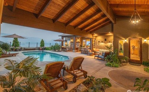 House in Manson, Washington, United States 1