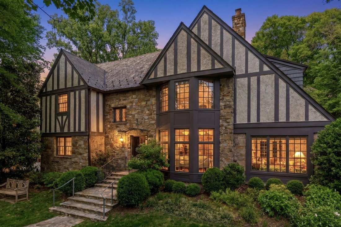 House in Washington, District of Columbia, United States 1 - 18508093